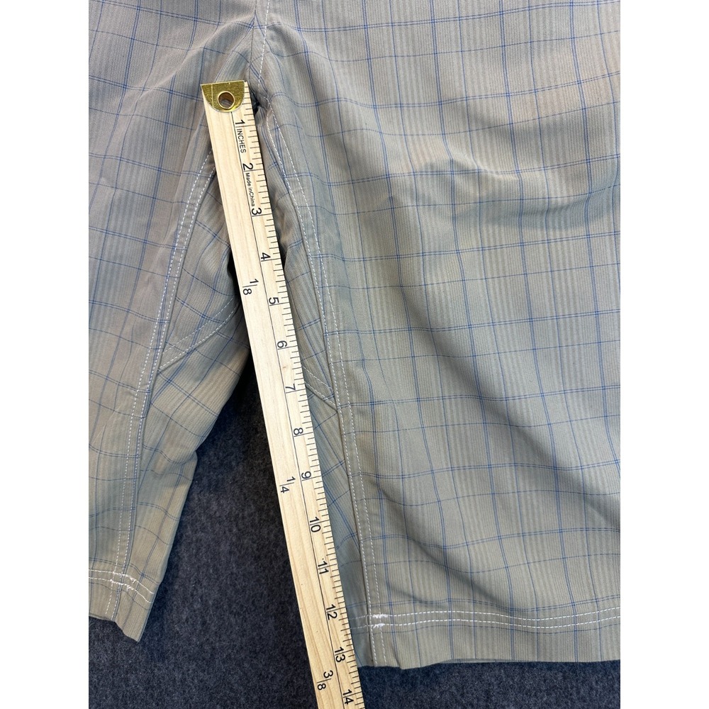 Mountain Hardwear Plaid Grid 13.5" Long Inseam Chino Shorts Beige Men's Size 36 - Picture 8 of 15